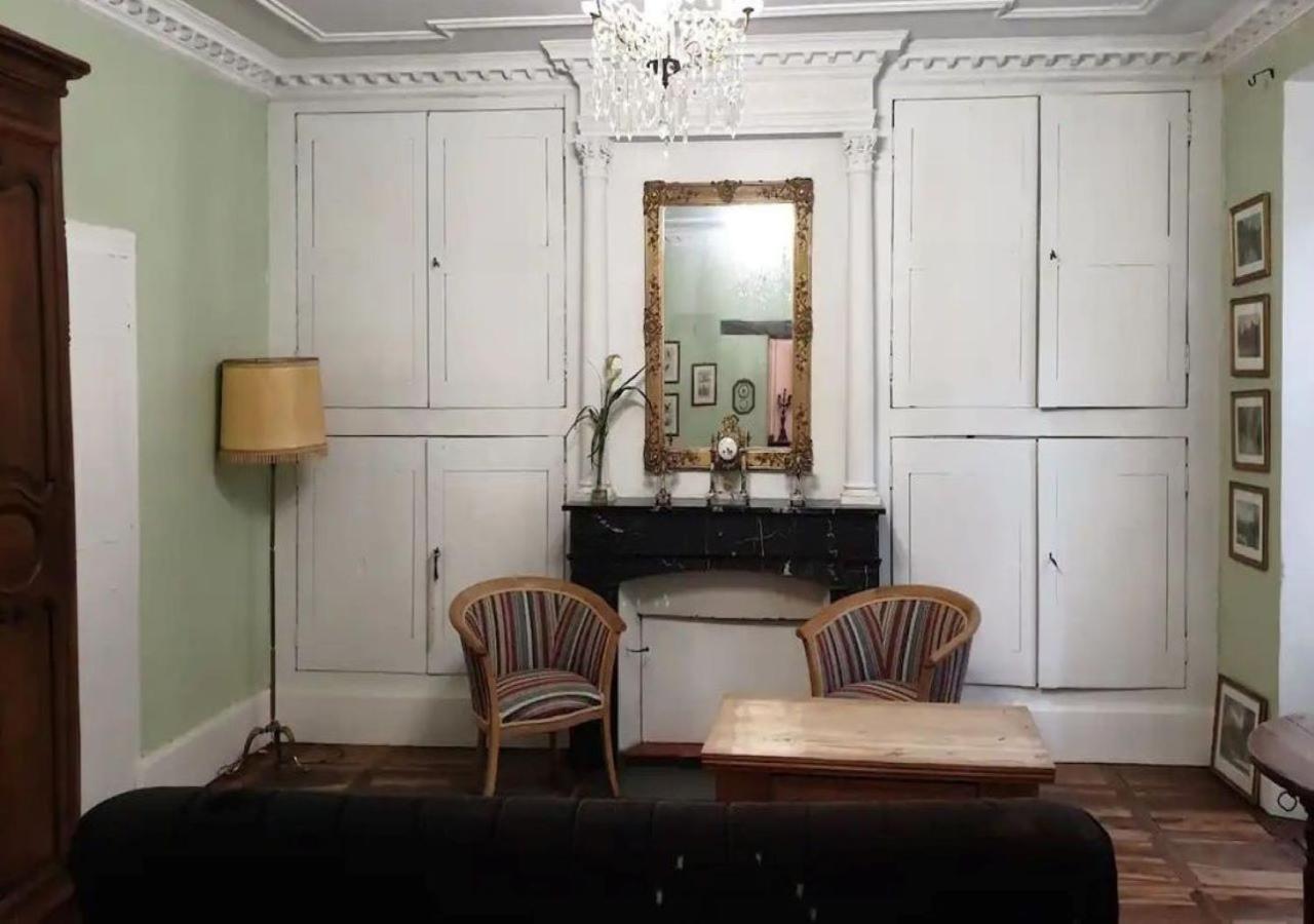 Grand Appartement De Charme Avec Parking Prive Florac Экстерьер фото